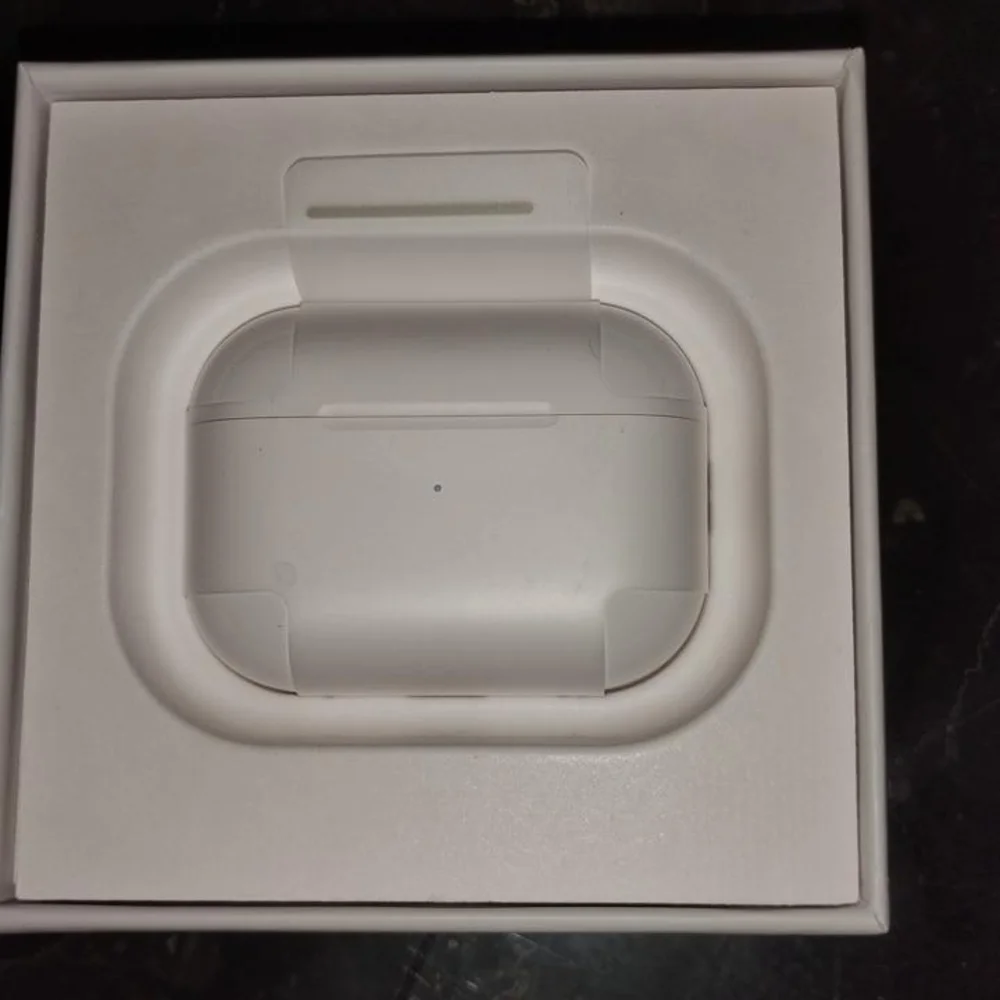 Wireless Earbuds with Charging Case - White